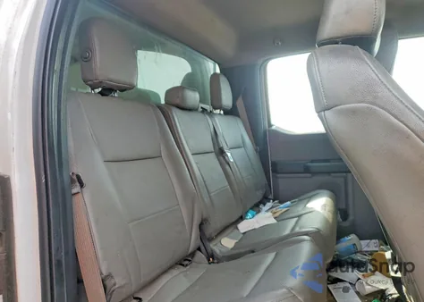 2015 Ford F150 Super Cab z USA, uszkodzony, nr VIN 1FTEX1CF4FFA41809